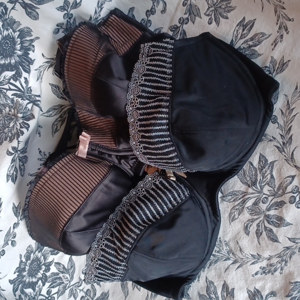 2 Black Shelf Bras 32G -Parfait by Affinitas
